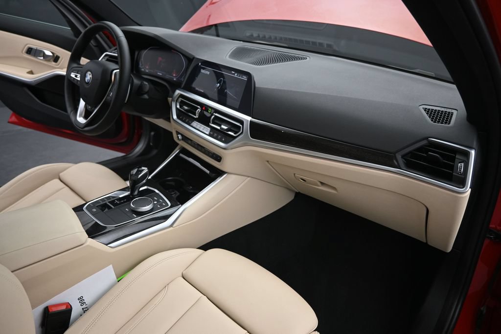 Used 2020 BMW 330i xDrive Sedan w/ Premium Package AWD/4WD image 20