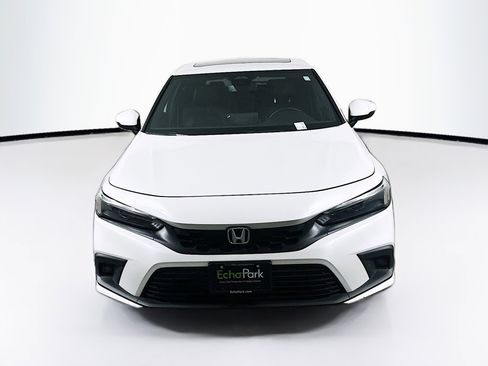 Used 2024 Honda Civic Sport Touring image 2