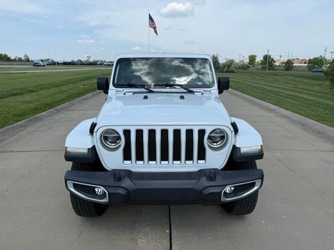 Used 2021 Jeep Wrangler Unlimited Sahara AWD/4WD image 11