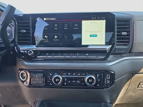 Used 2025 GMC Sierra 2500 SLT w/ SLT Premium Package AWD/4WD image 13