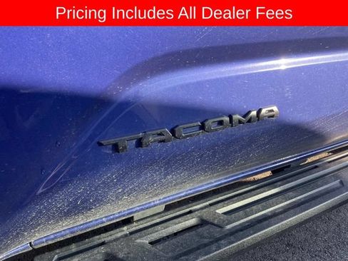 Used 2024 Toyota Tacoma TRD Off-Road w/ TRD Off Road Premium Package AWD/4WD image 3