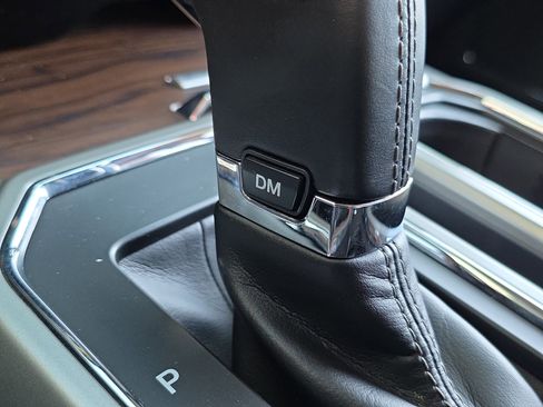 Used 2018 Ford F150 Lariat image 31