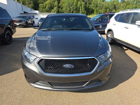 Used 2018 Ford Taurus SHO w/ Sho Performance Package AWD/4WD image 9