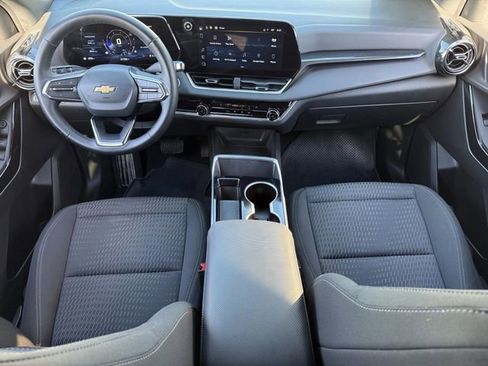 Certified 2025 Chevrolet Equinox LT image 13