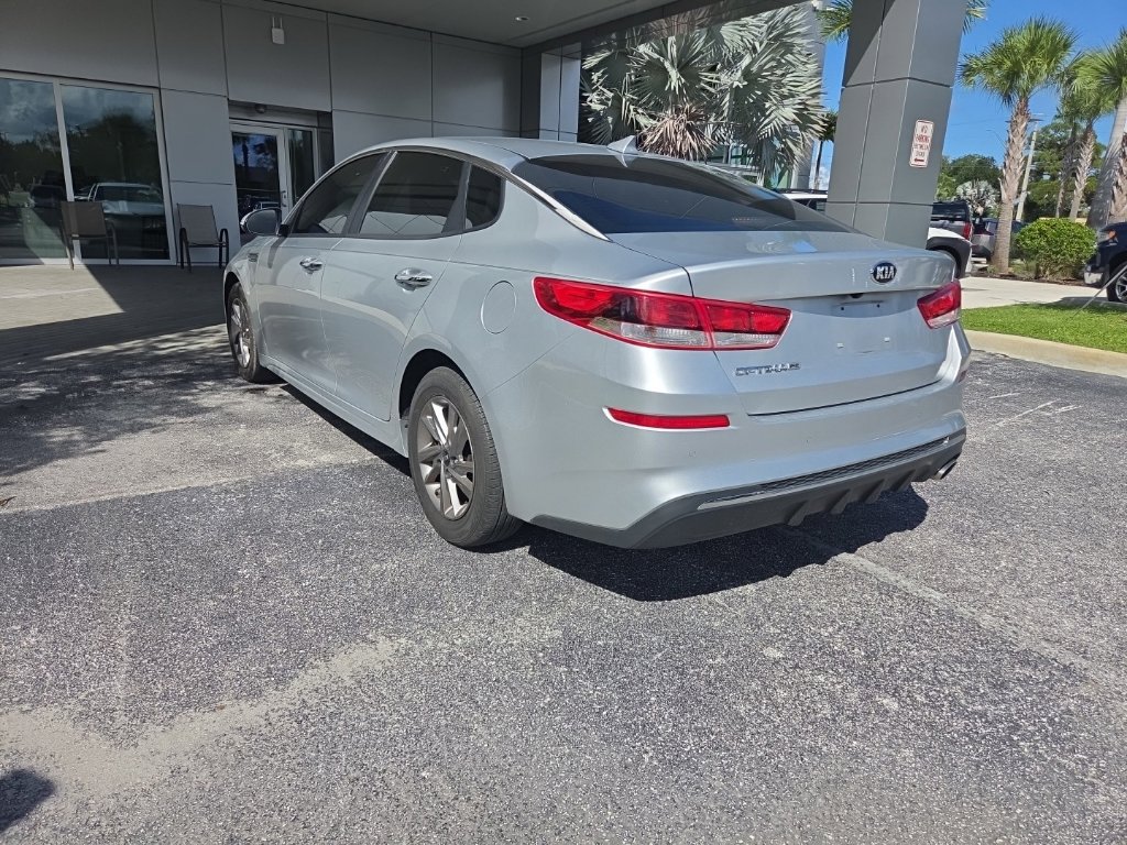 Used 2019 Kia Optima LX FWD image 4