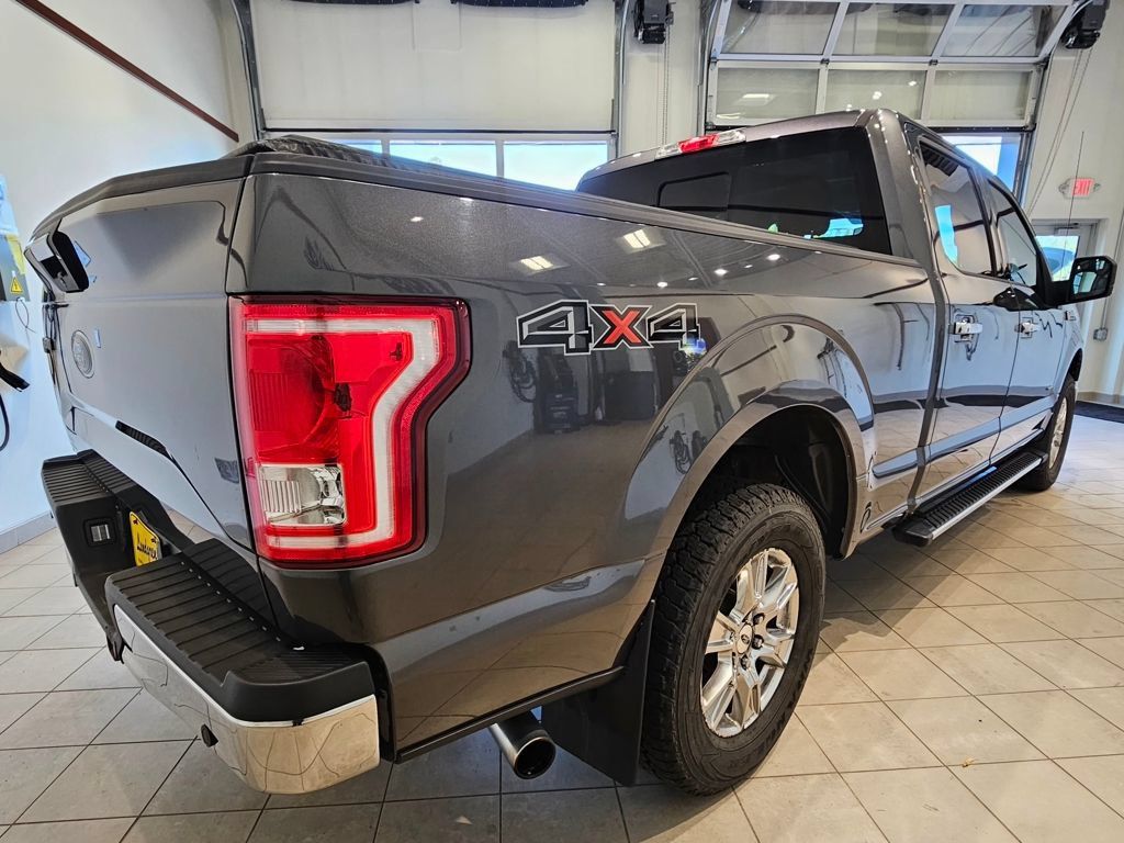 Used 2017 Ford F150 XLT w/ Equipment Group 302A Luxury AWD/4WD image 3