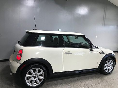 Used 2013 MINI Cooper Hardtop FWD image 3
