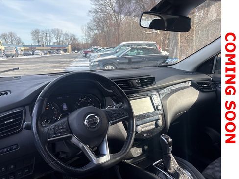 Used 2021 Nissan Rogue Sport SV image 8