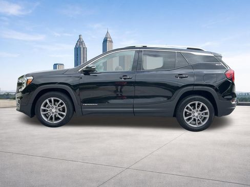 Used 2024 GMC Terrain SLT FWD image 23