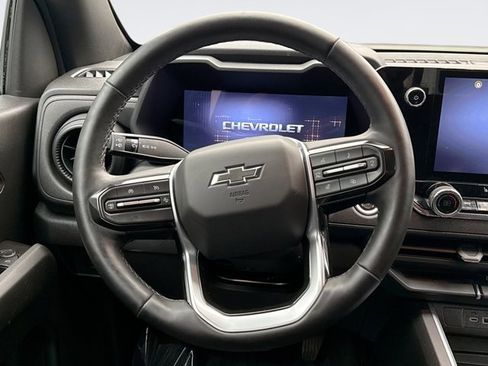 Used 2025 Chevrolet Colorado Trail Boss image 12