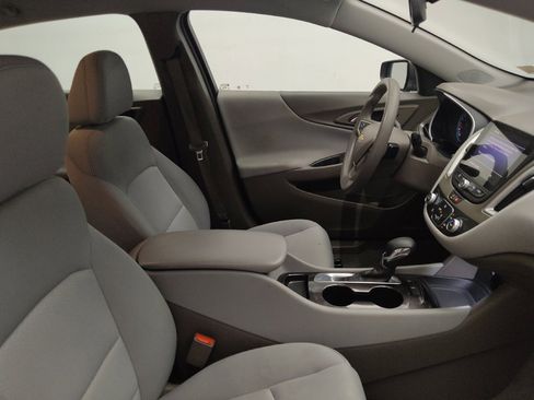 Used 2022 Chevrolet Malibu LS FWD image 21