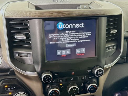 Used 2020 RAM 1500 Laramie image 18