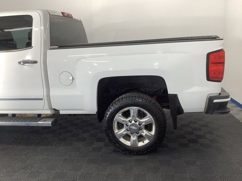 Used 2019 Chevrolet Silverado 2500 LTZ w/ Duramax Plus Package image 4