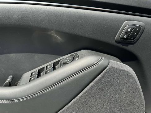 New 2025 Ford Mustang Mach-E Premium image 12