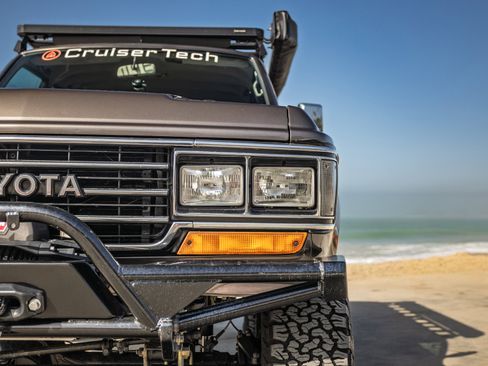 Used 1990 Toyota Land Cruiser AWD/4WD image 14