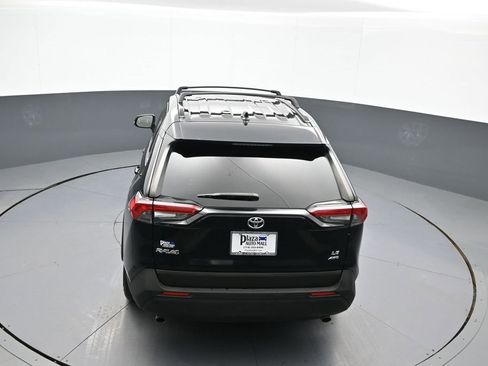 Used 2019 Toyota RAV4 LE image 37