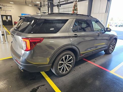Used 2020 Ford Explorer ST w/ Premium Technology Package image 2