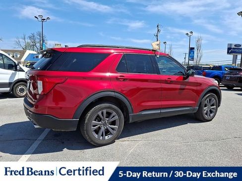 Certified 2024 Ford Explorer XLT w/ Equipment Group 202A AWD/4WD image 12