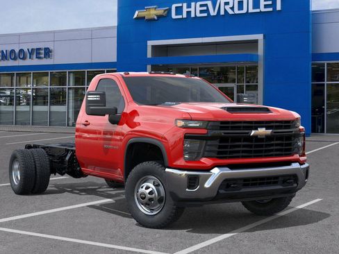 New 2026 Chevrolet Silverado 3500 W/T w/ WT Convenience Package AWD/4WD image 7