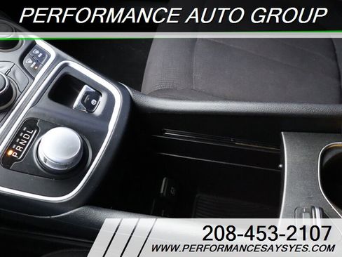Used 2015 Chrysler 200 Limited image 22