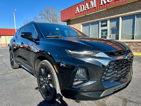 Used 2019 Chevrolet Blazer RS w/ Sun and Wheels Package image 2