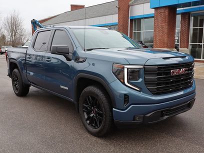 Used 2024 GMC Sierra 1500 Elevation