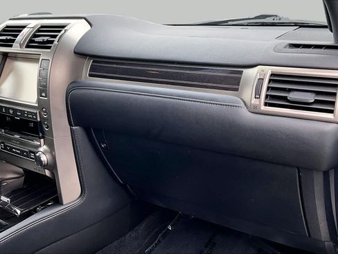 Used 2021 Lexus GX 460 Premium w/ Premium Package AWD/4WD image 19
