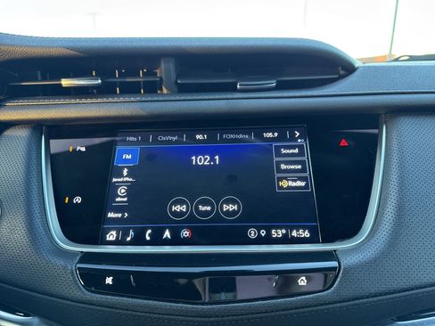 Used 2025 Cadillac XT5 Premium Luxury image 16