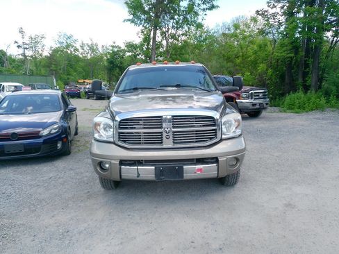 Used 2008 Dodge Ram 3500 Truck Laramie AWD/4WD image 3