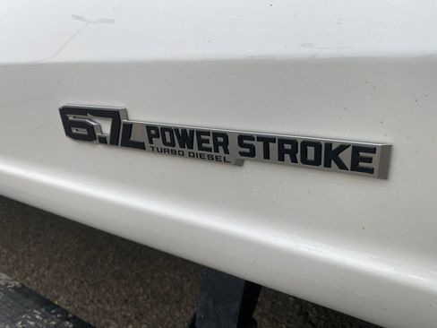 Used 2024 Ford F250 Platinum w/ FX4 Off-Road Package image 35