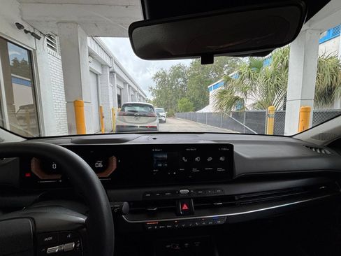 Used 2025 Kia K4 FWD image 34