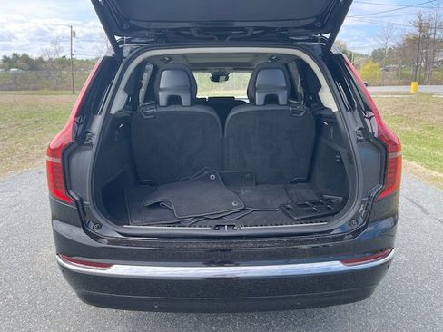 Used 2025 Volvo XC90 B6 Plus AWD/4WD image 8