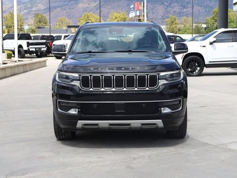 Used 2024 Jeep Wagoneer Series II w/ Flexible Seating Group AWD/4WD image 9