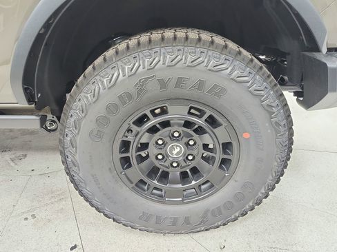 New 2026 Ford Bronco Badlands AWD/4WD image 47