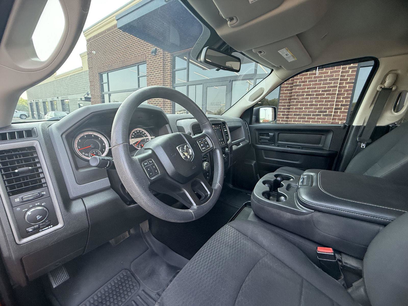 Used 2019 RAM 1500 Express w/ Express Value Package AWD/4WD image 16