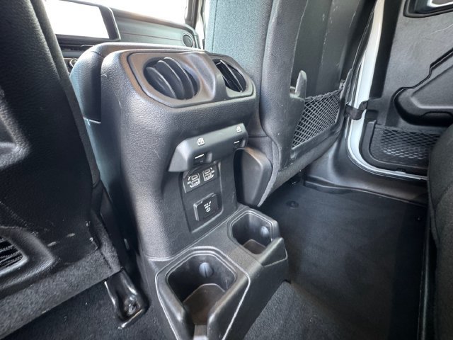 Used 2026 Jeep Gladiator Rubicon AWD/4WD image 29
