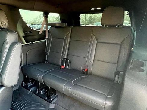 Used 2023 GMC Yukon XL Denali image 54