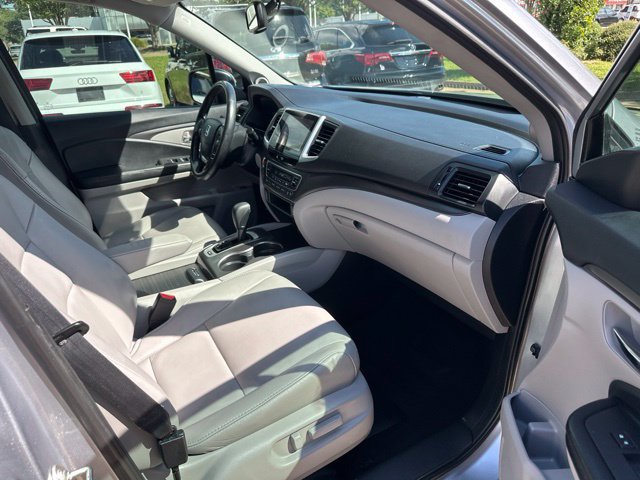 Used 2017 Honda Pilot EX-L image 10