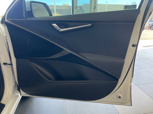 Used 2023 Kia Niro Wind image 16