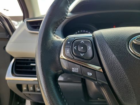 Used 2015 Toyota Avalon XLE Touring FWD image 22