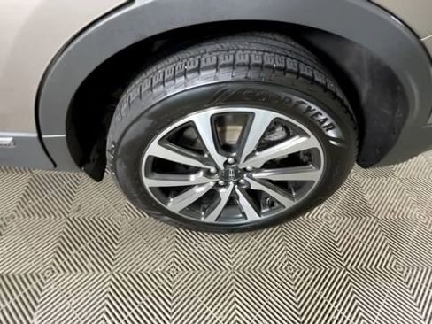 Used 2019 Lincoln MKC Reserve w/ MKC Climate Package AWD/4WD image 13