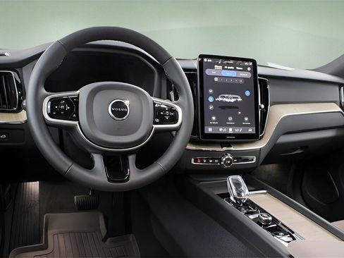 New 2026 Volvo XC60 B5 Plus w/ Protection Package Premier image 13