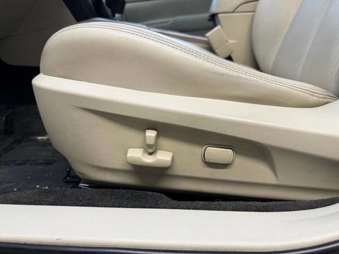 Used 2013 Subaru Outback 2.5i Limited image 24