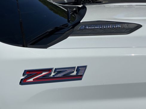 Used 2023 Chevrolet Silverado 2500 LT w/ Convenience Package AWD/4WD image 8