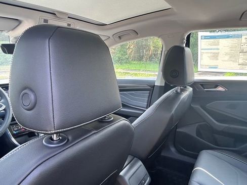 New 2026 Volkswagen Jetta SEL FWD image 19