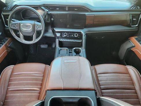 Used 2025 GMC Sierra 2500 Denali Ultimate image 23