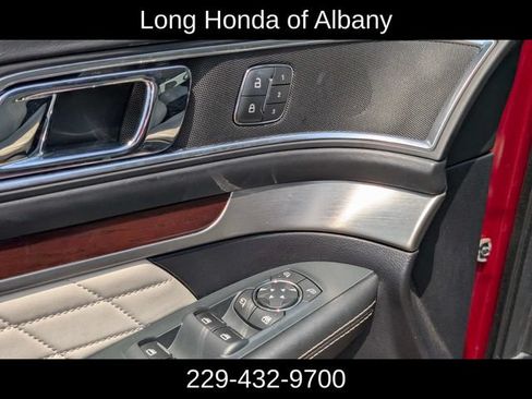 Used 2019 Ford Explorer Platinum AWD/4WD image 13