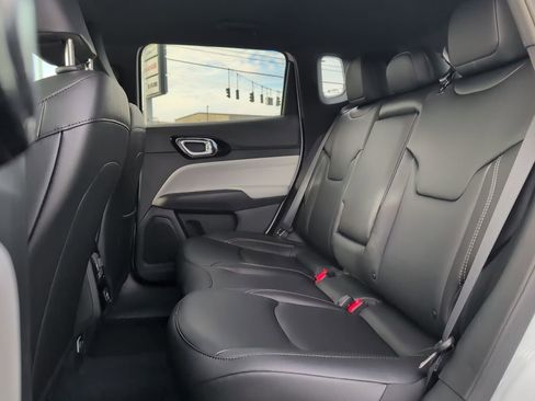 New 2026 Jeep Compass Limited image 17