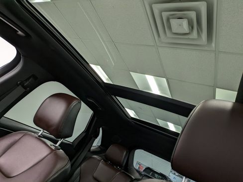 Used 2022 Ford Edge Titanium w/ Equipment Group 301A image 20