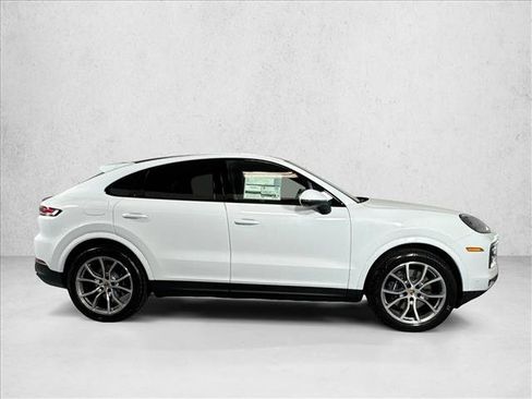 Certified 2026 Porsche Cayenne Coupe AWD/4WD image 8